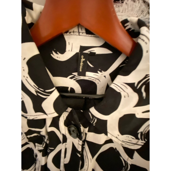 Ambition Jacket - Picture 4 of 10